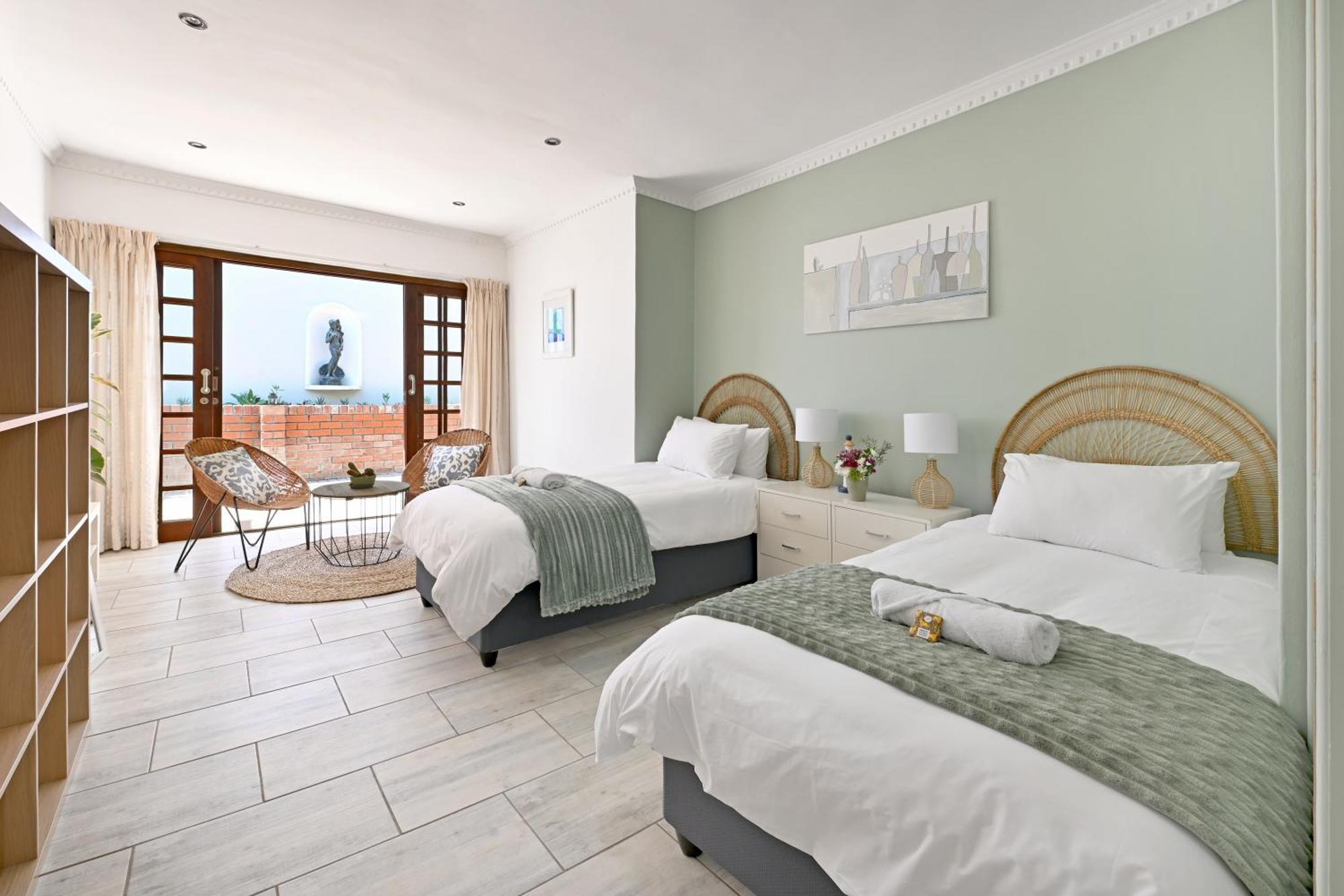 Holiday home Perfect Location Walk To And Sea Views Cape Town