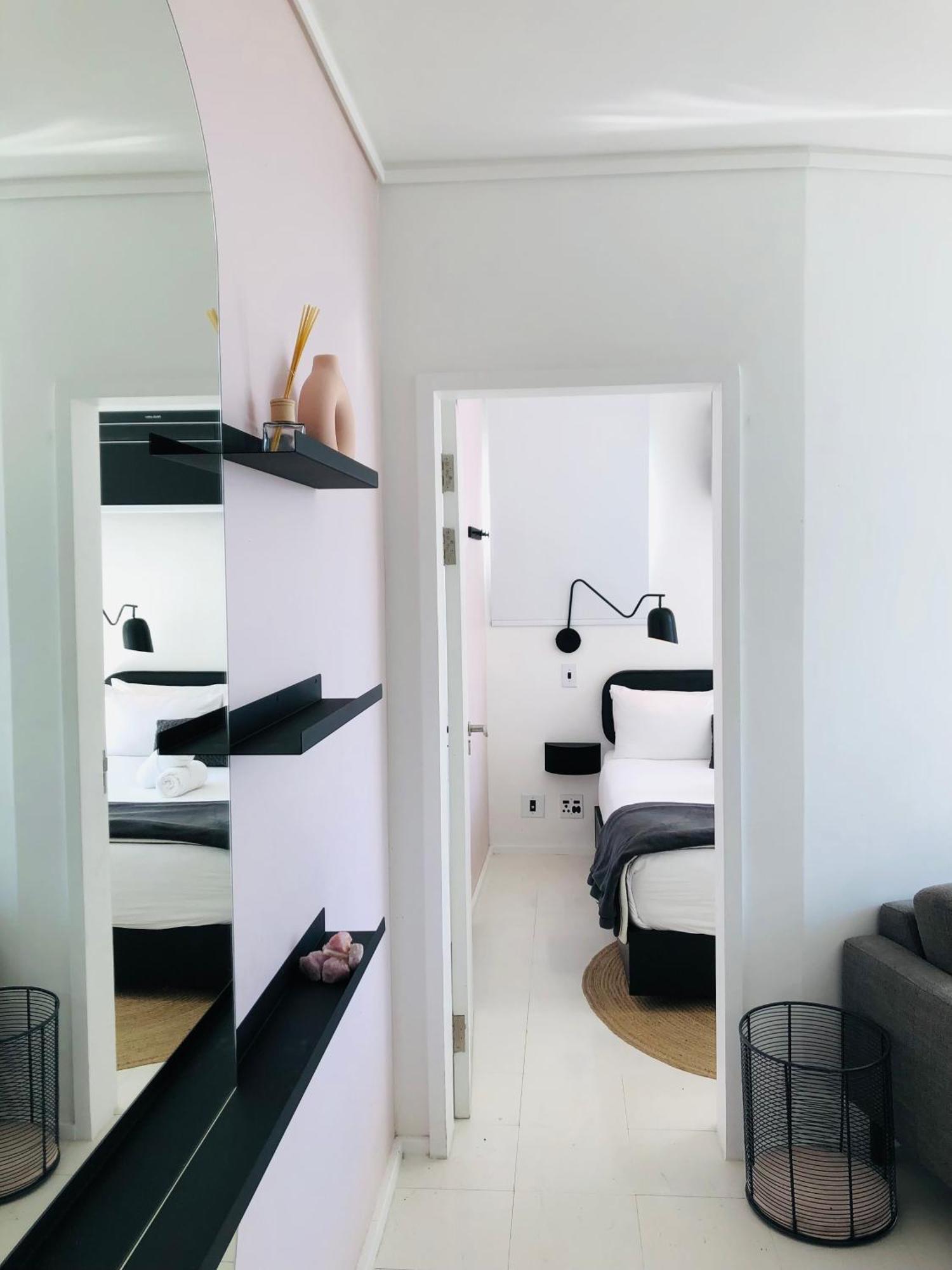 Blissful At The Flamingo Apartment Cape Town