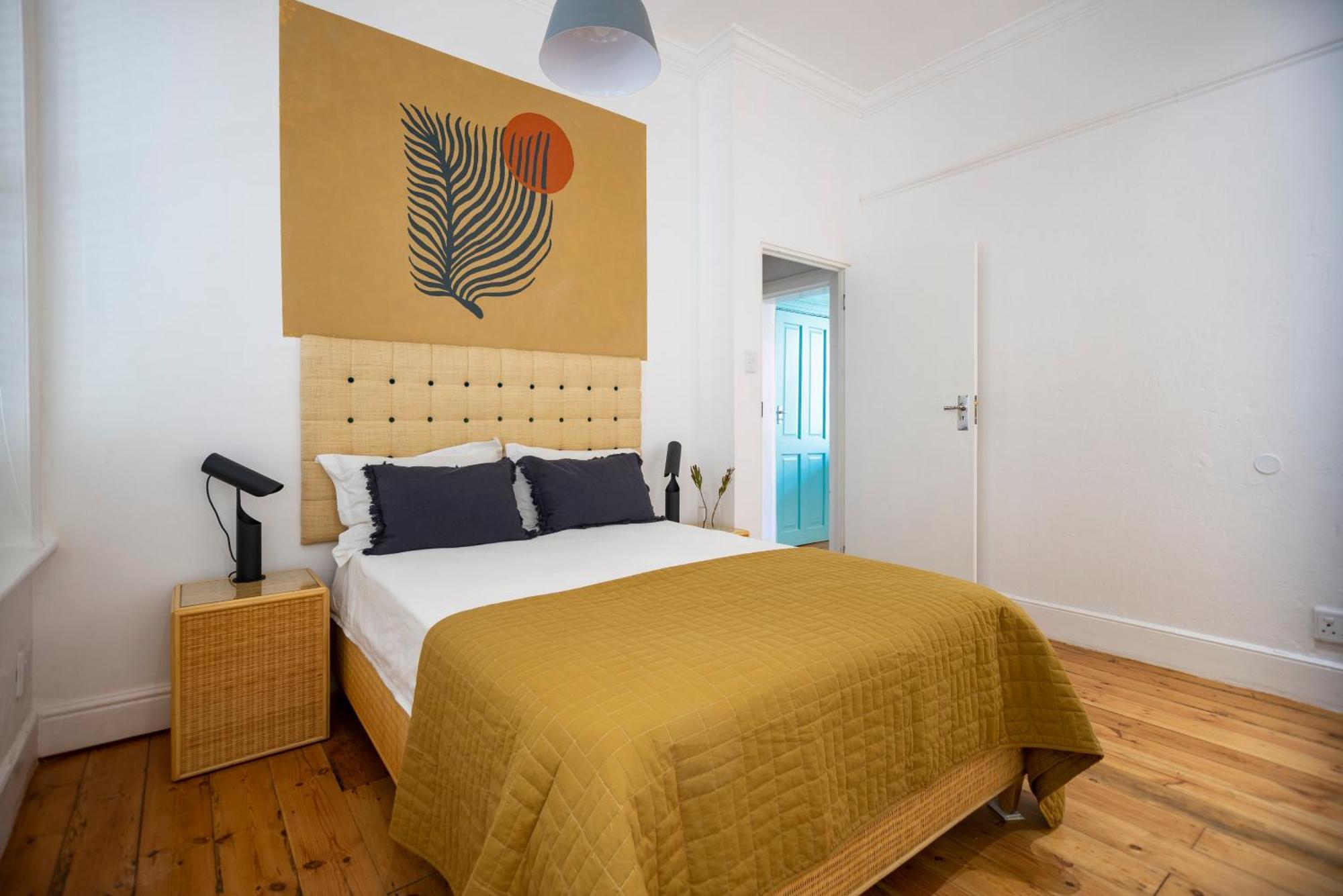 Roeland Terrace Hidden Gem