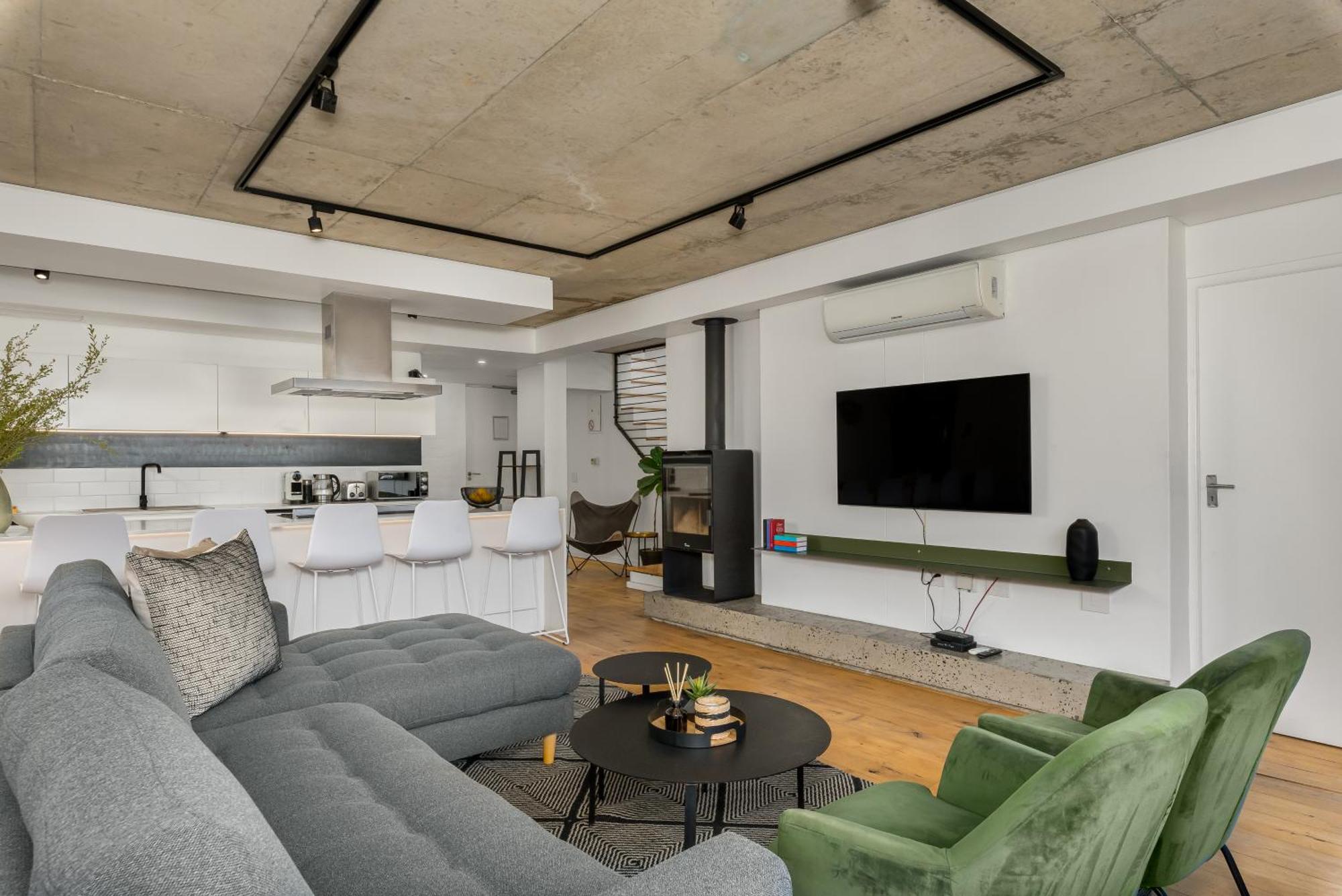 Luxe Penthouse L Private Pool L Mountain Views *