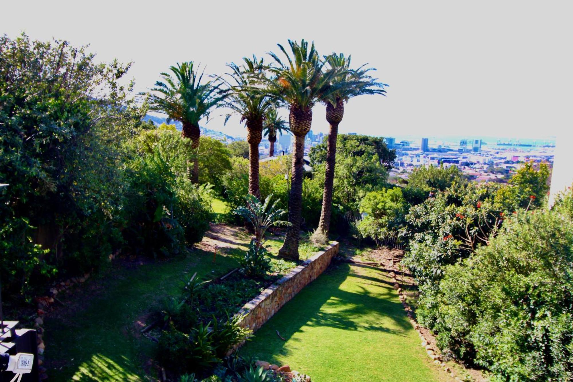 Holiday home Family Home+views+pets+garden+solar Cape Town