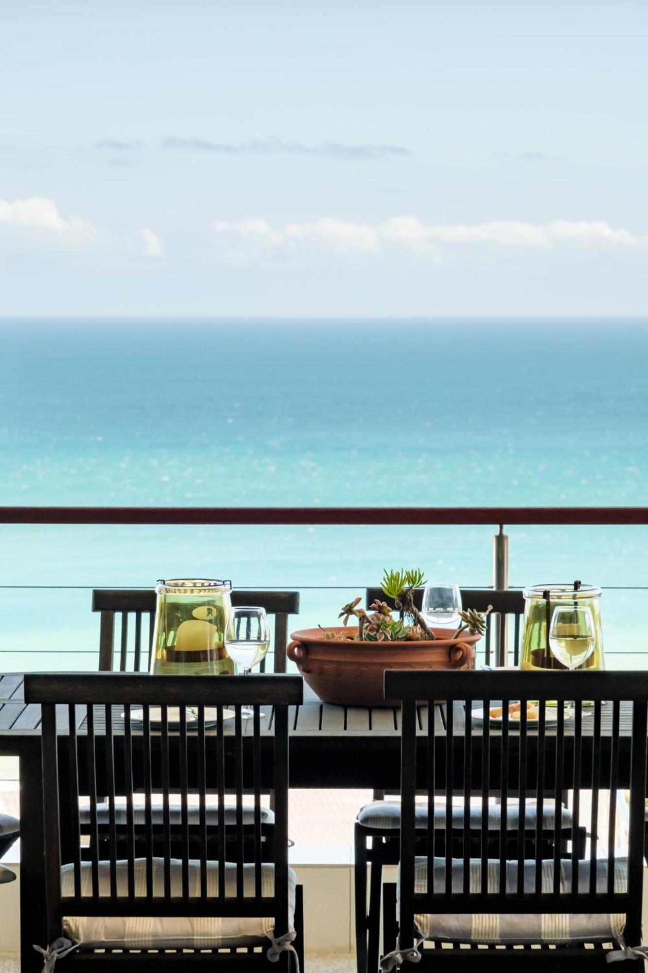 Villa Aviewor2