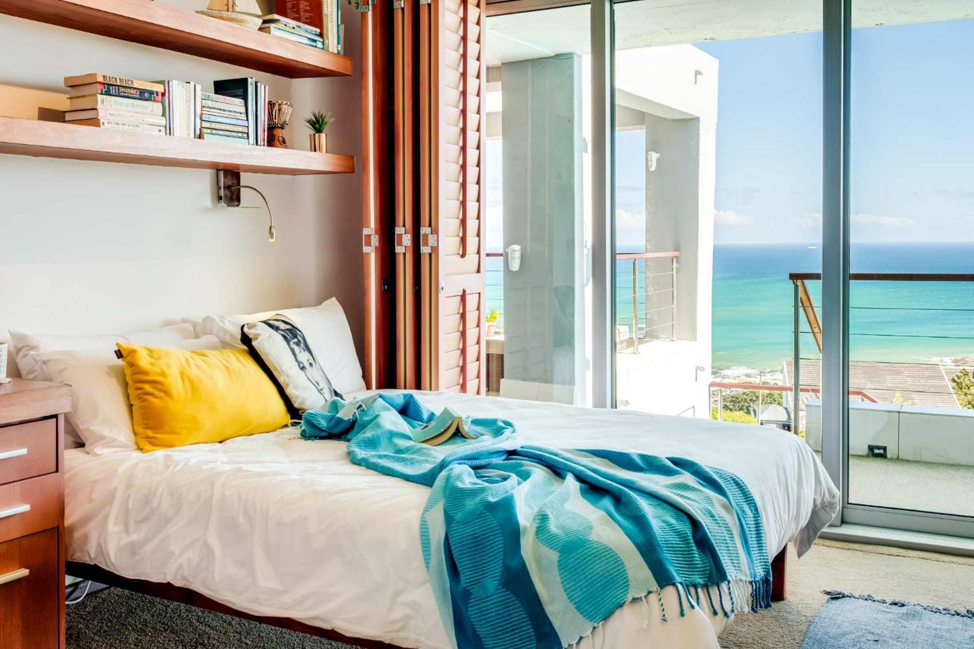 Aviewor2 * Cape Town