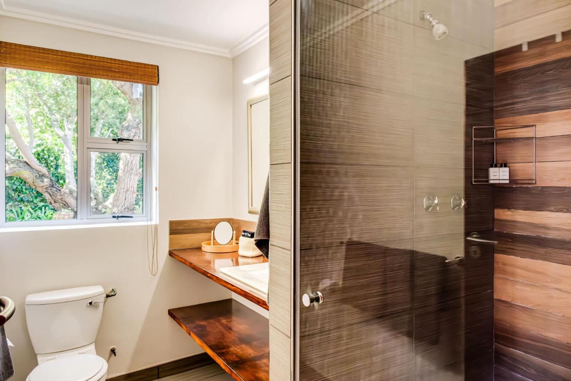 Aviewor2 * Cape Town