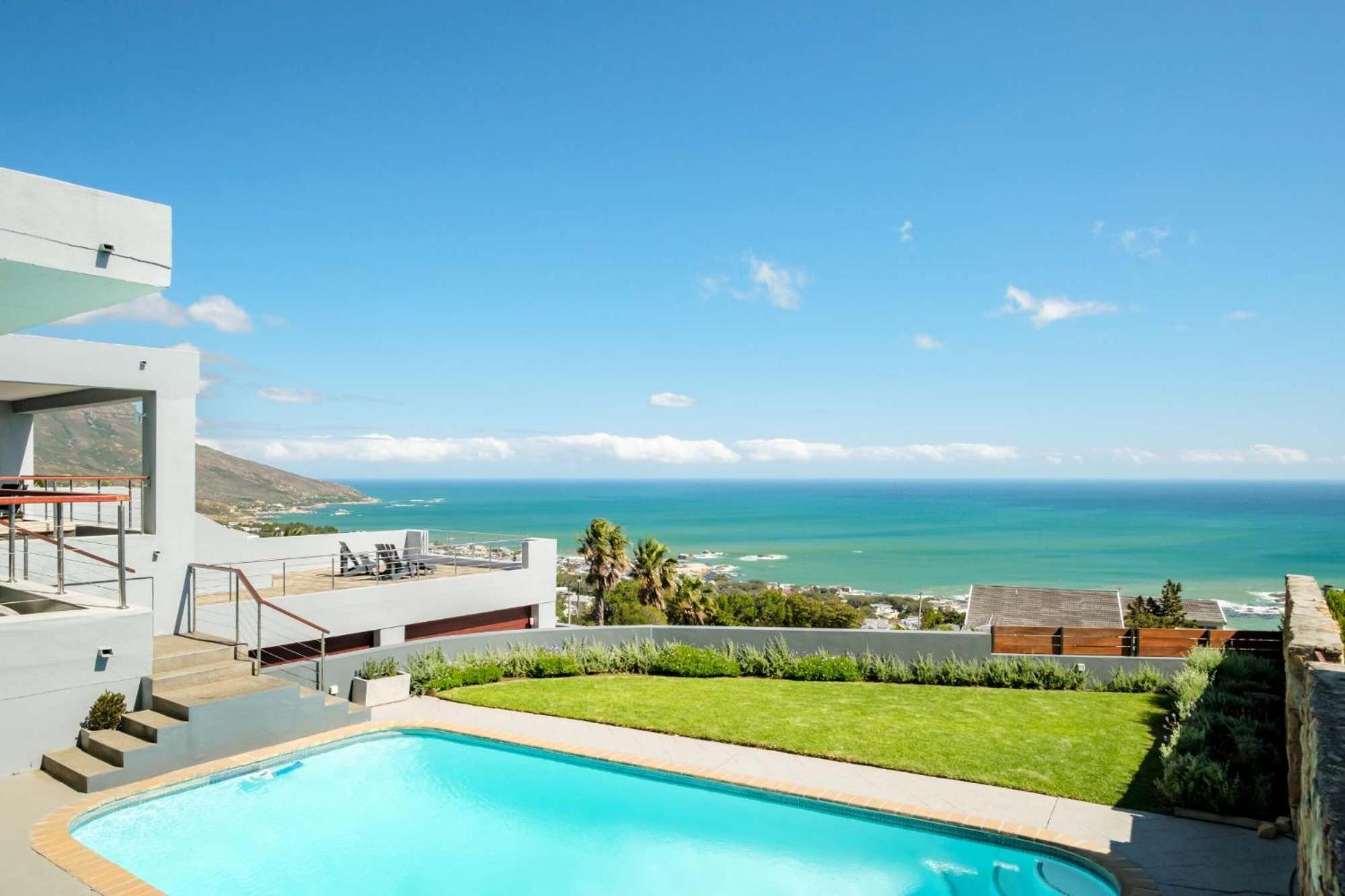 Aviewor2 * Cape Town