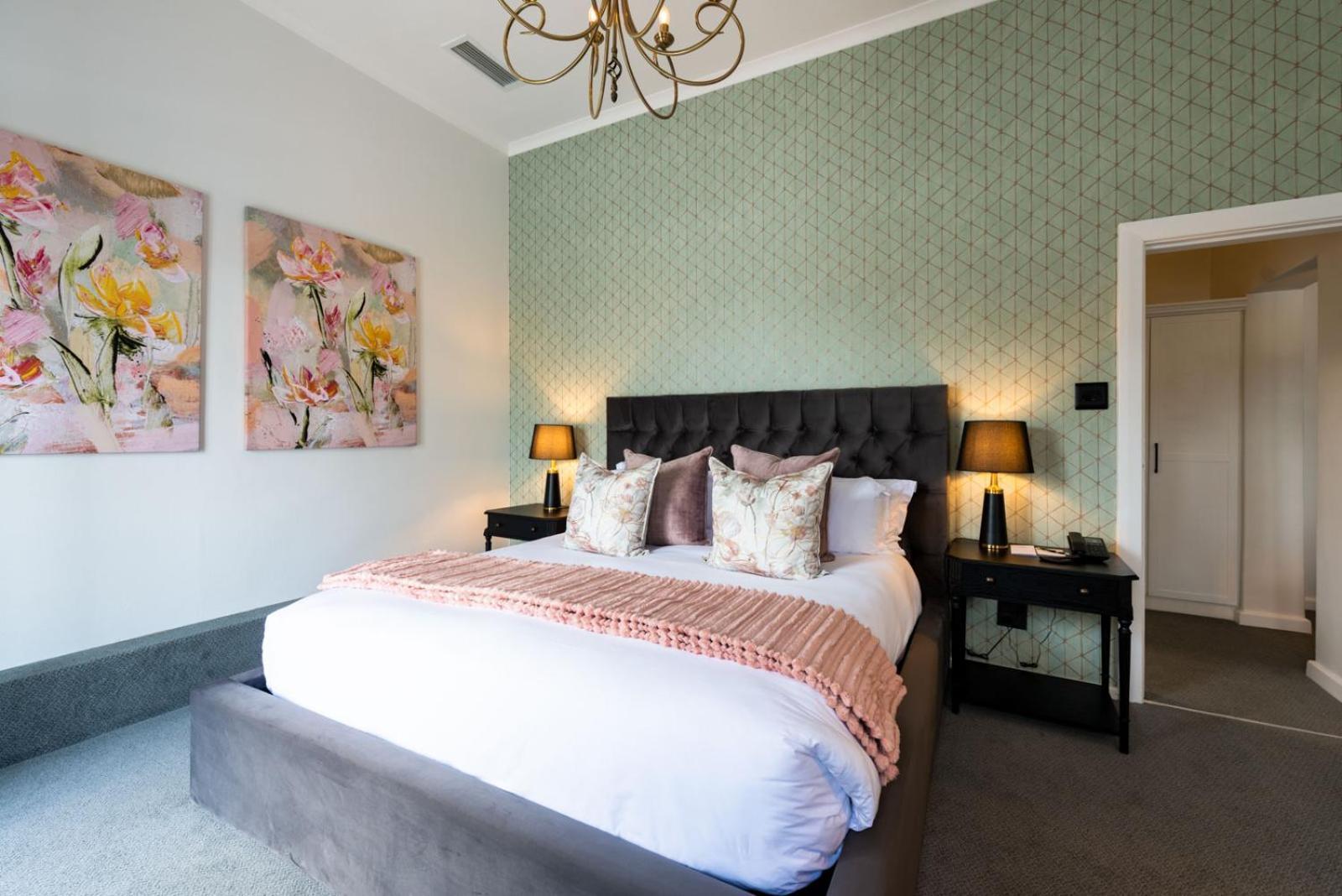 Palm House Boutique And 5*