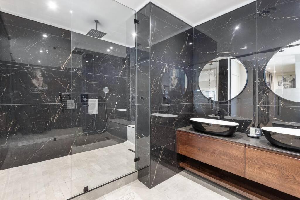 Stunning Clifton 2-bed With Sea Views And Amazing Sunsets Apartment