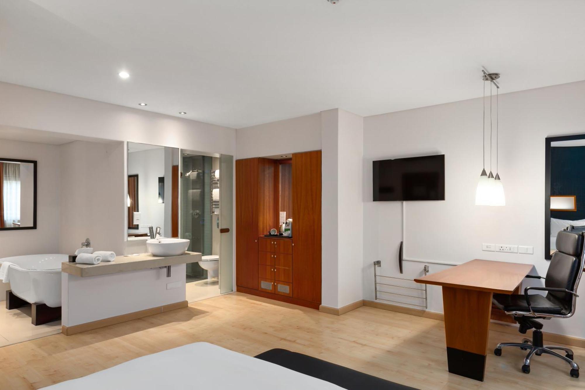 Neighbourgood East Hotel