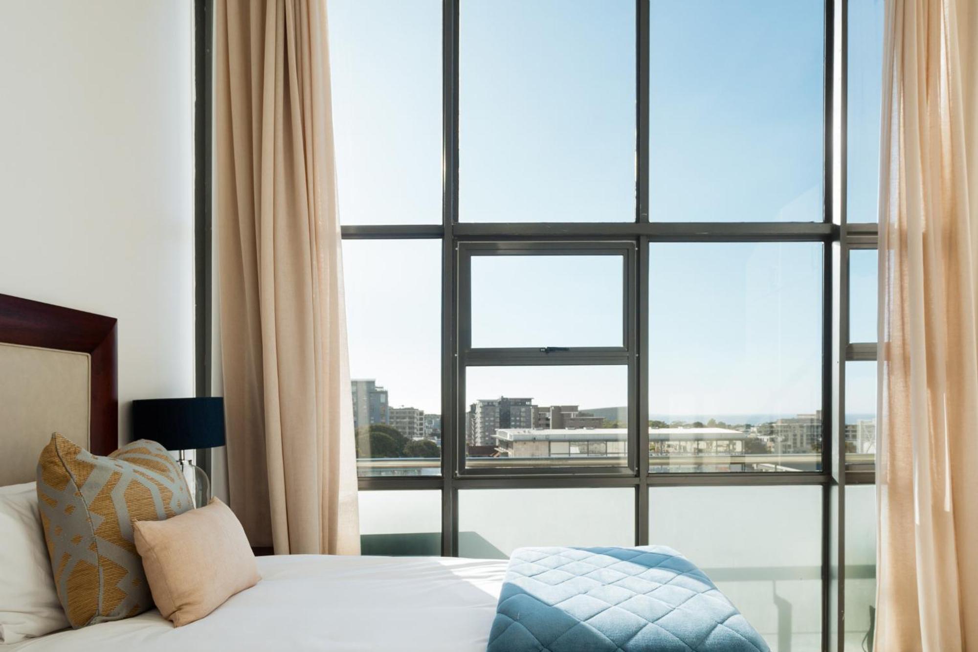 Apartment Luxe Penthouse With Private Rooftop Pool, Deck & Panoramic Views