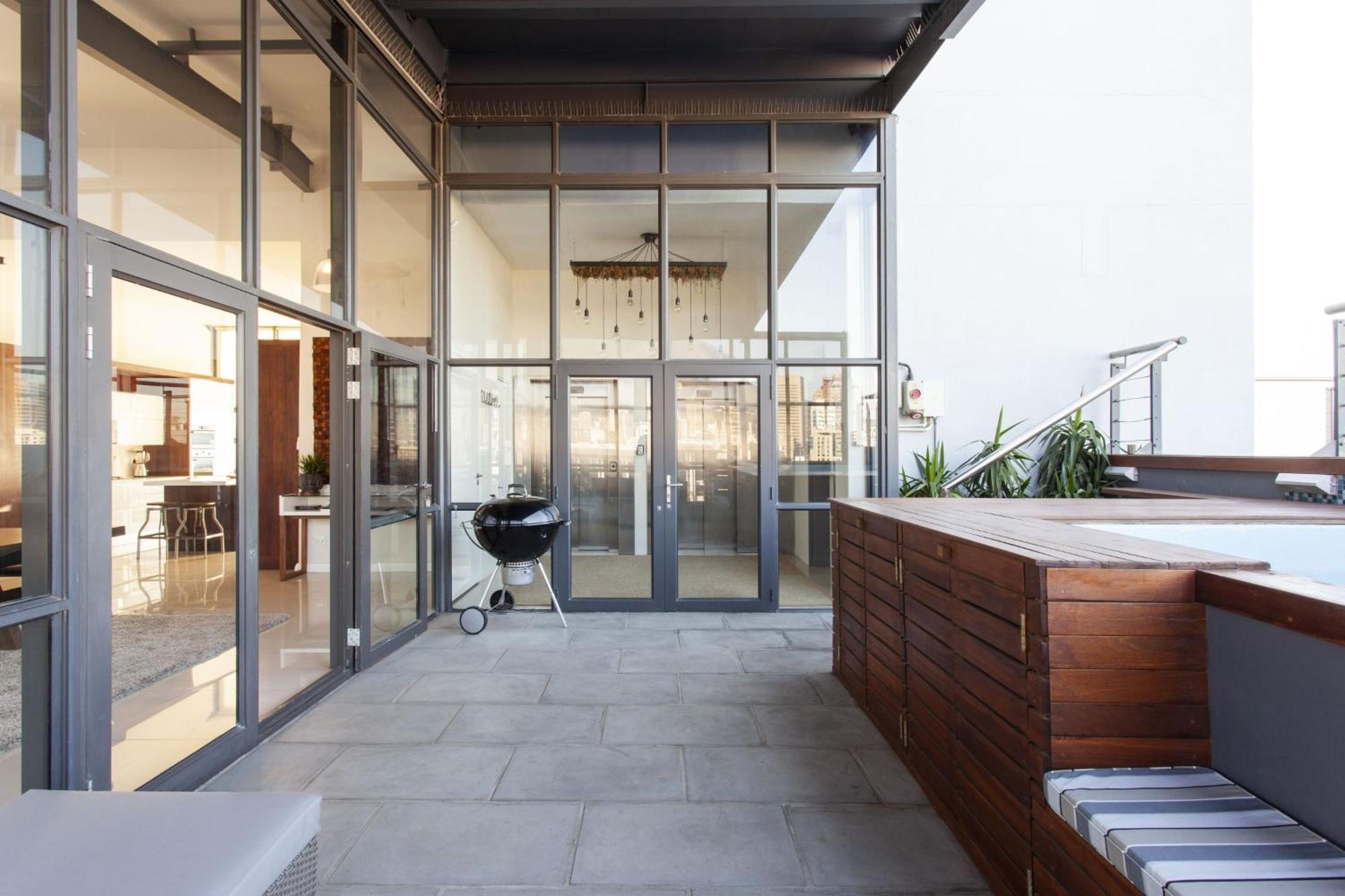 Apartment Luxe Penthouse With Private Rooftop Pool, Deck & Panoramic Views *