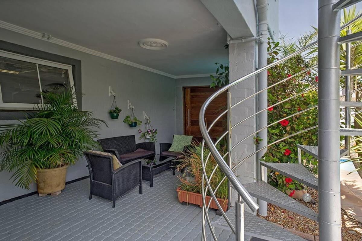 Tuscan Felice Near West Coast Villa Cape Town