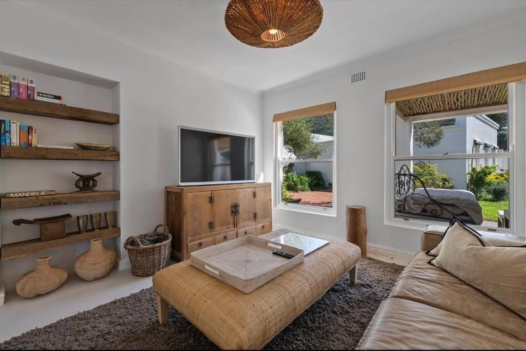 Escape, Epic Views Villa