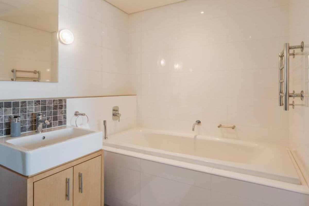 2101 Cartwrights Corner Apartment *