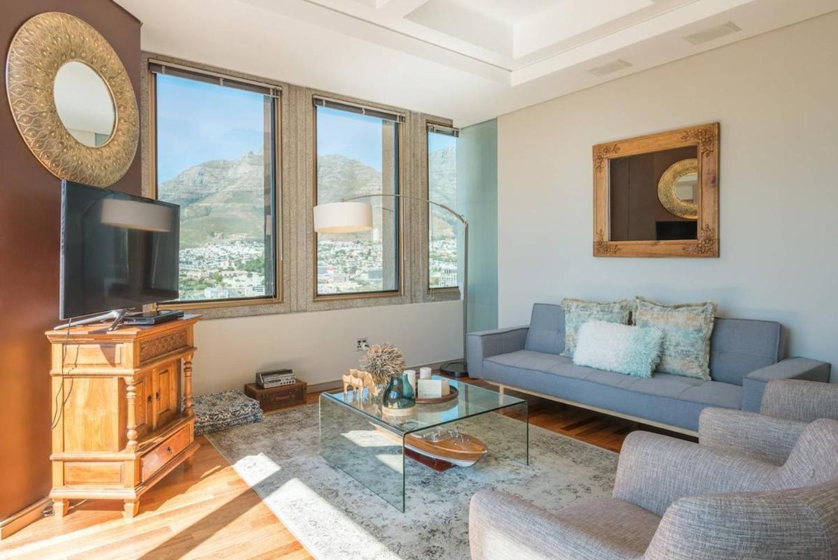 2101 Cartwrights Corner Cape Town