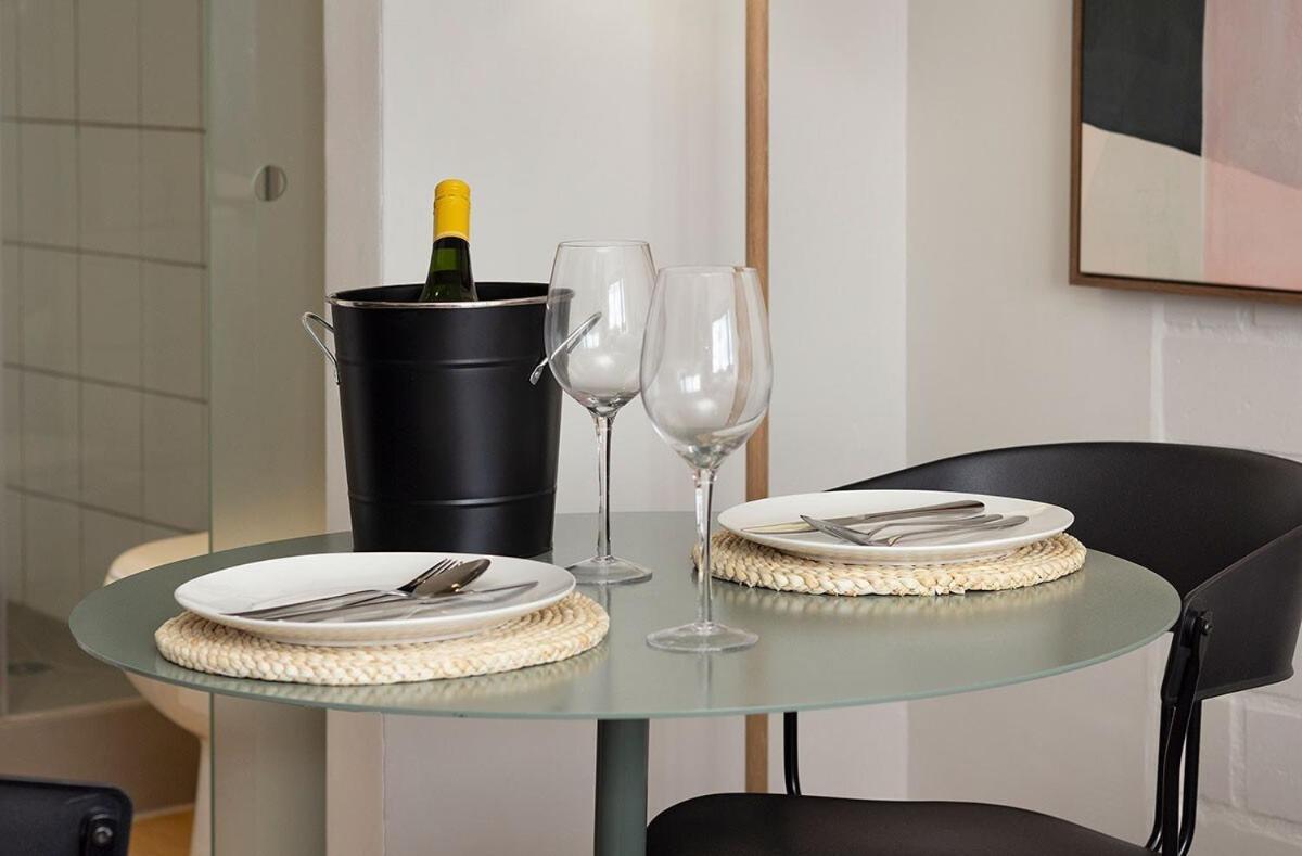 Stunning Brand New Apartment, Pool, Wifi, Secure * Cidade Do Cabo
