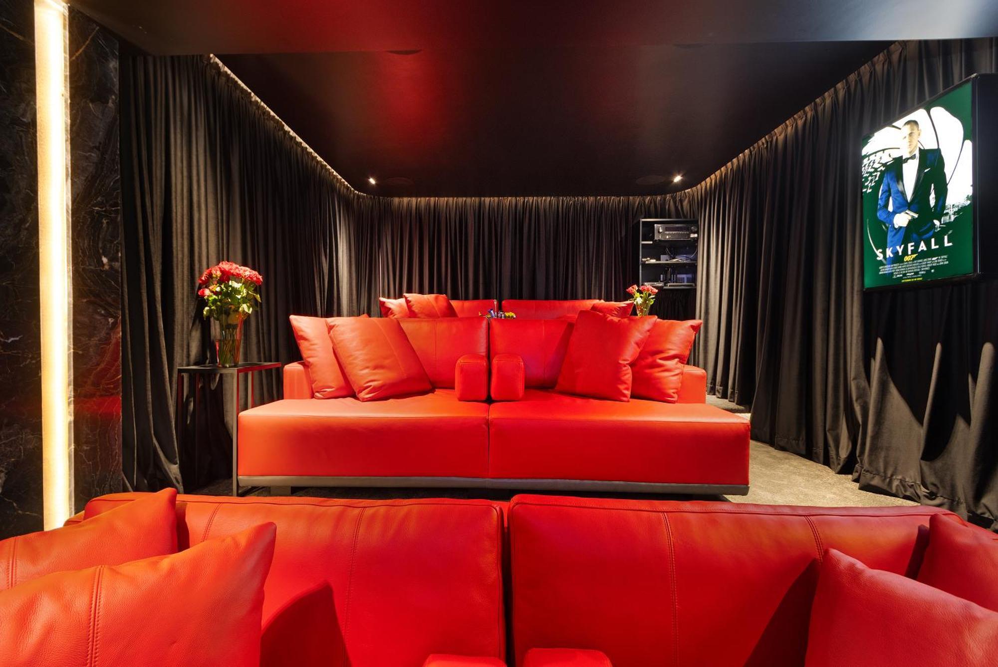 Hollywood Mansion & Camps Bay * Cape Town