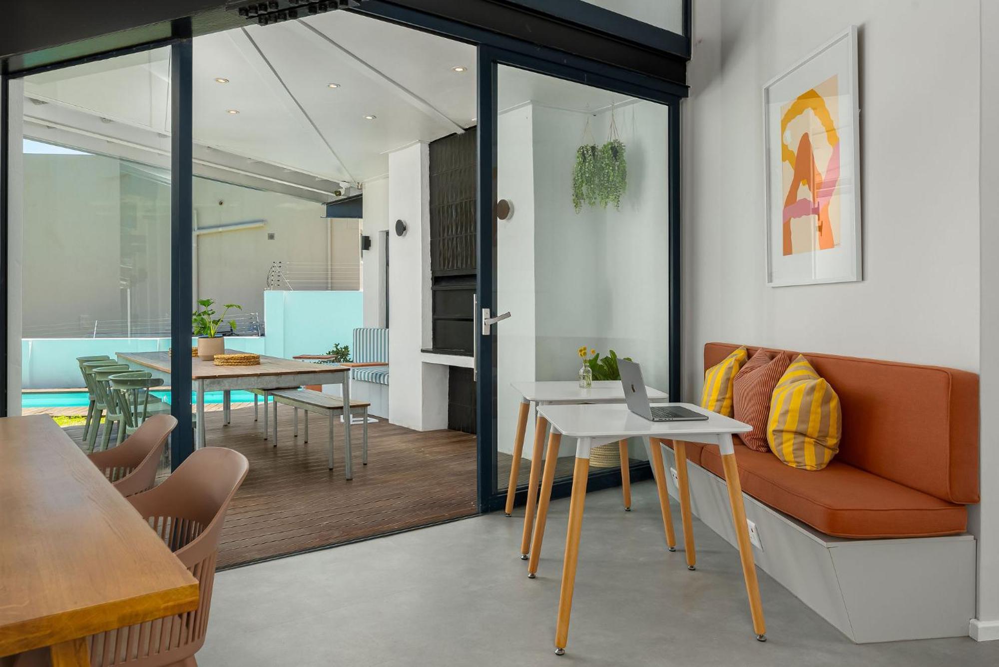 Neighbourgood 1st Crescent Guest house Cape Town