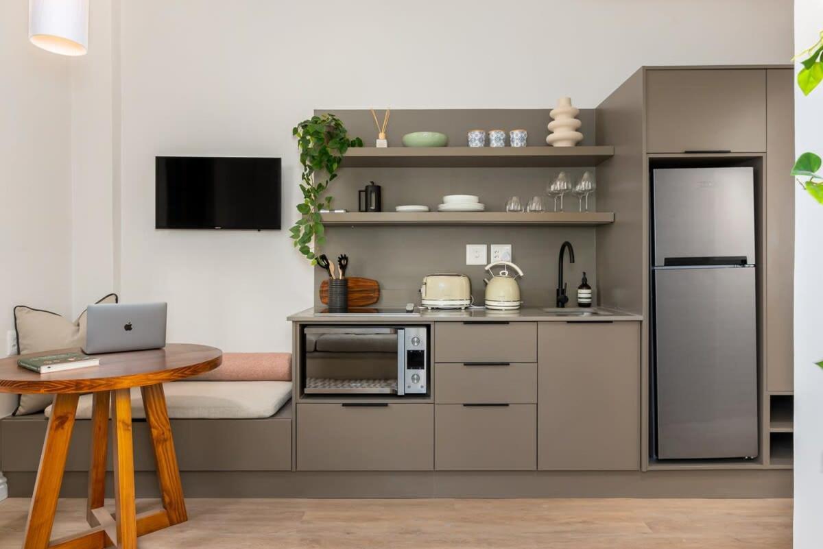 Apartment Stylish & Couples Oasis Loft