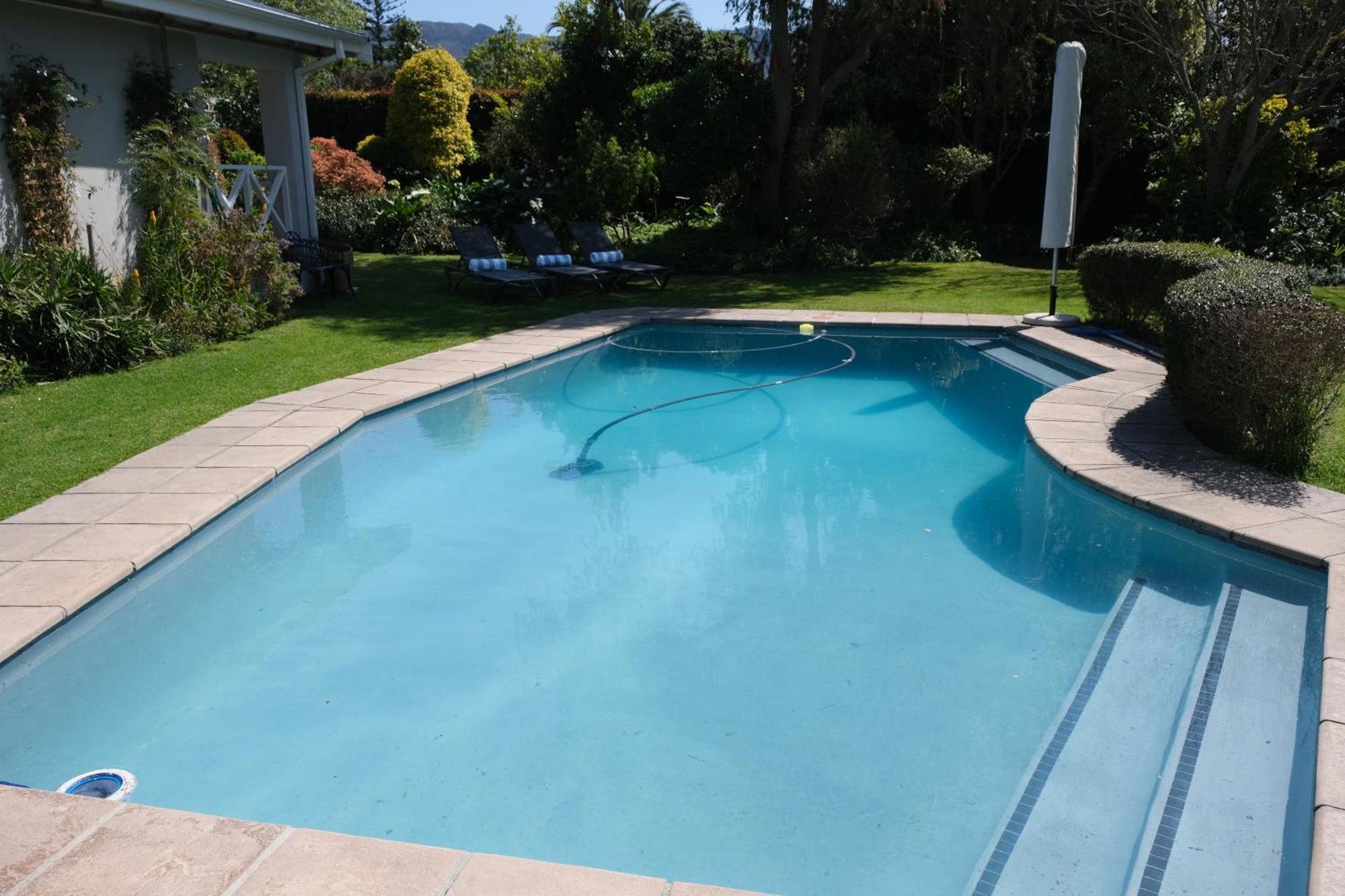 High Hedges Guest Constantia Guest house Cape Town