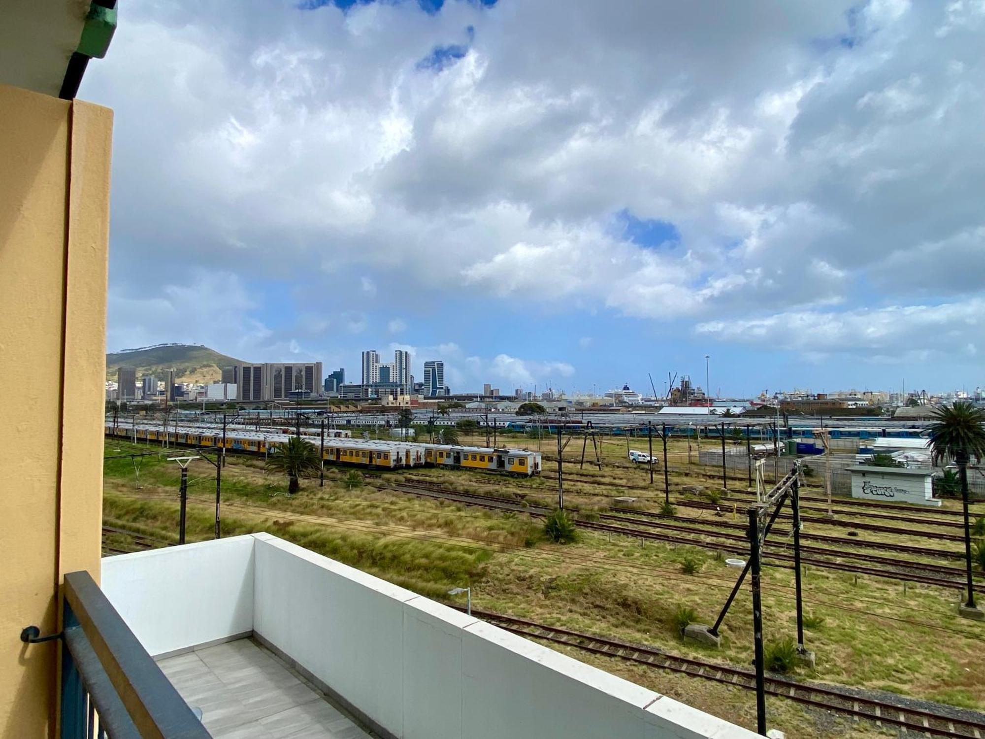 Apartment One On Cape Town
