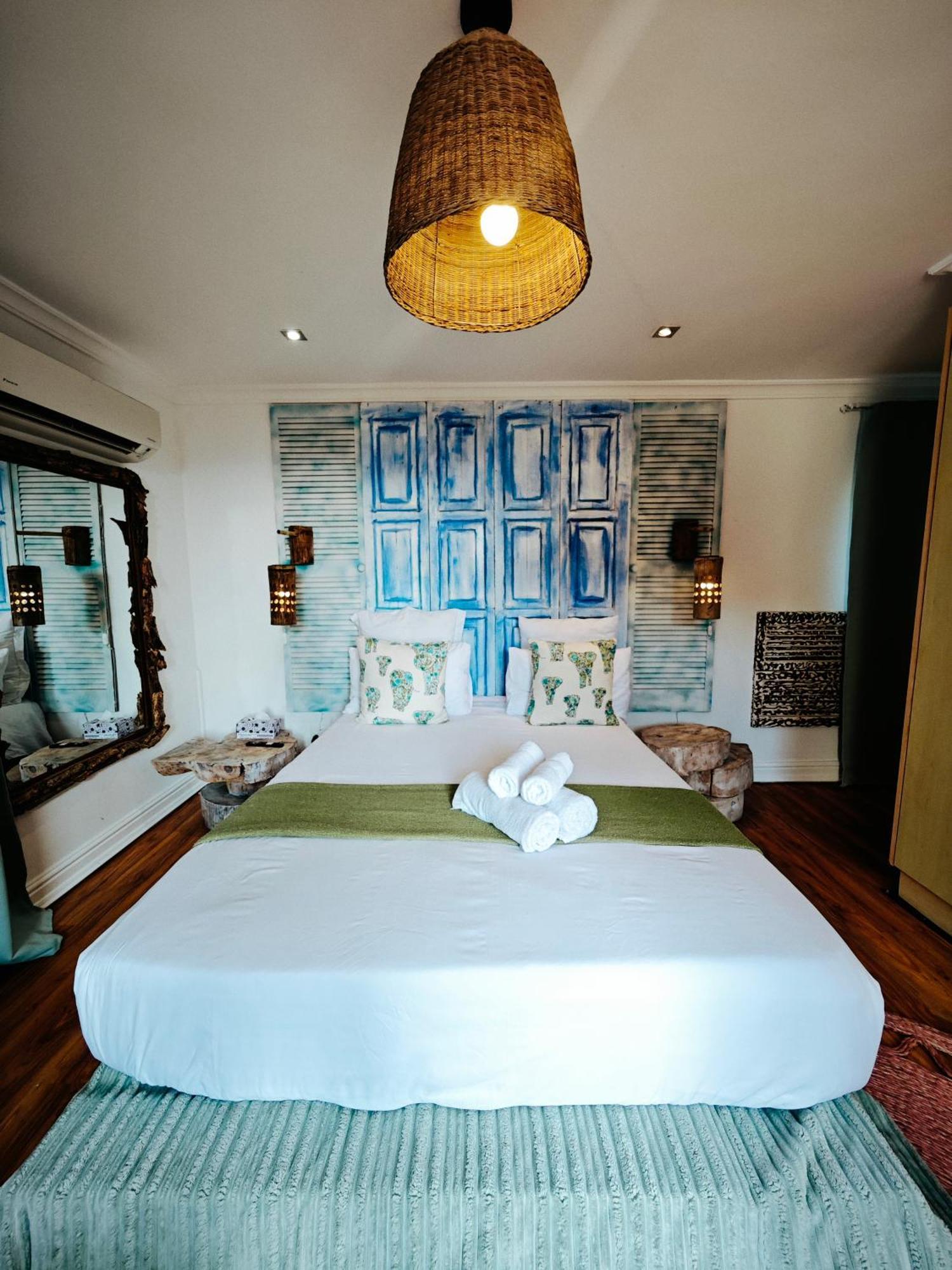 Beachwood Camps Bay *
