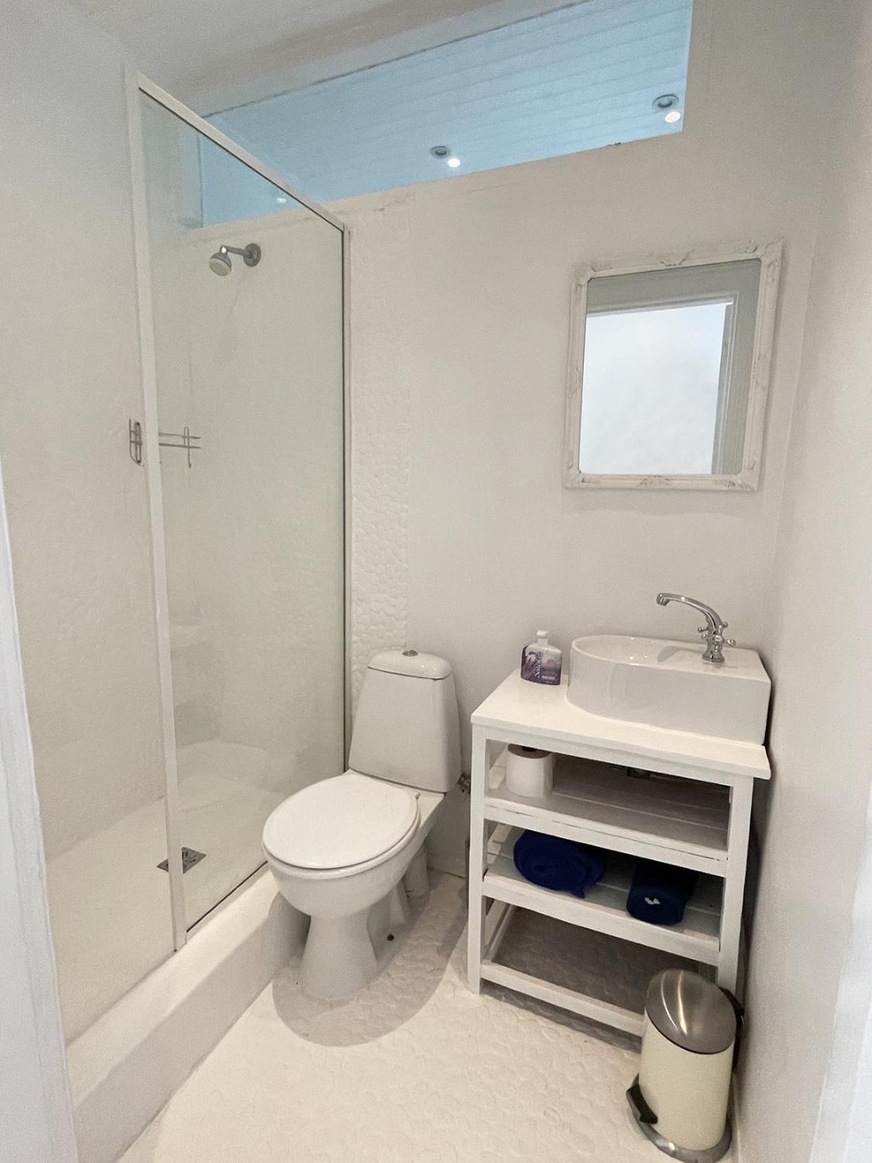 Gut Gelegenes Gaestehaus In Seapoint Apartamento
