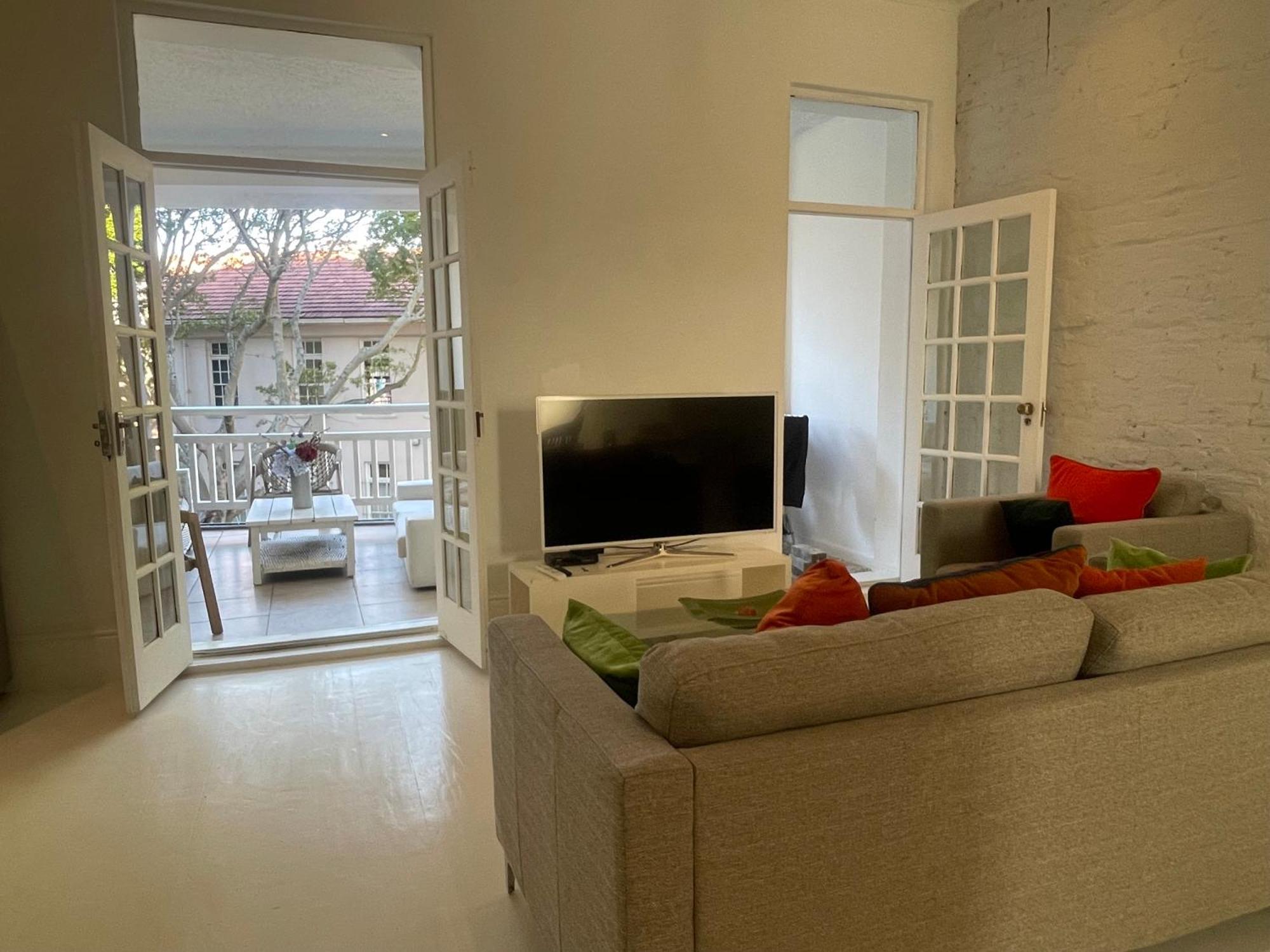 Gut Gelegenes Gaestehaus In Seapoint Apartamento Cidade Do Cabo