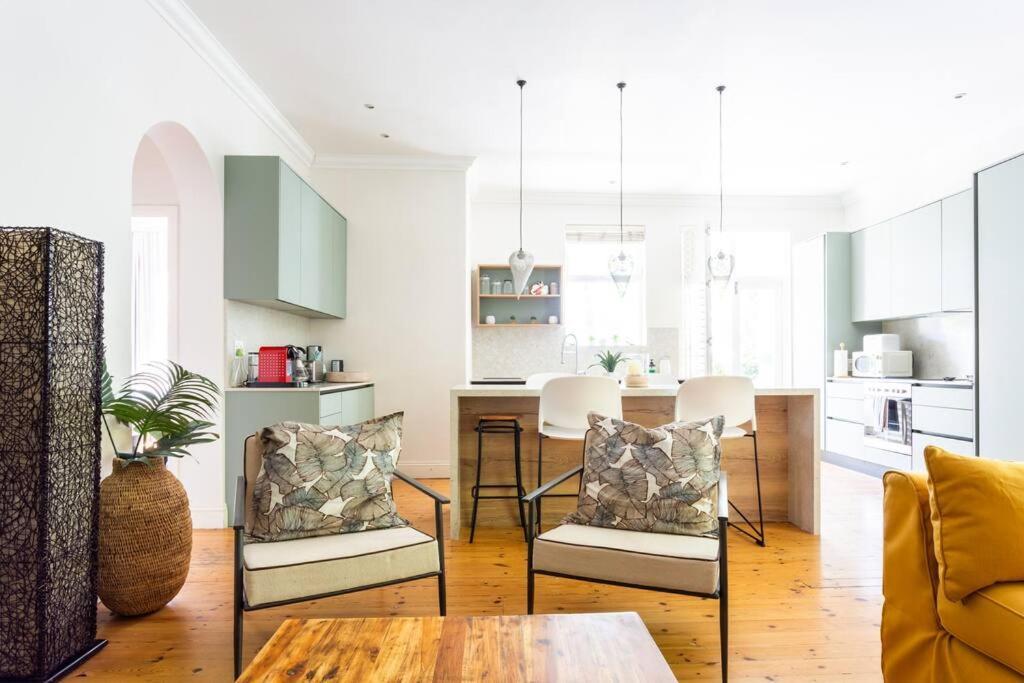 Apartment Family In Point With Location *