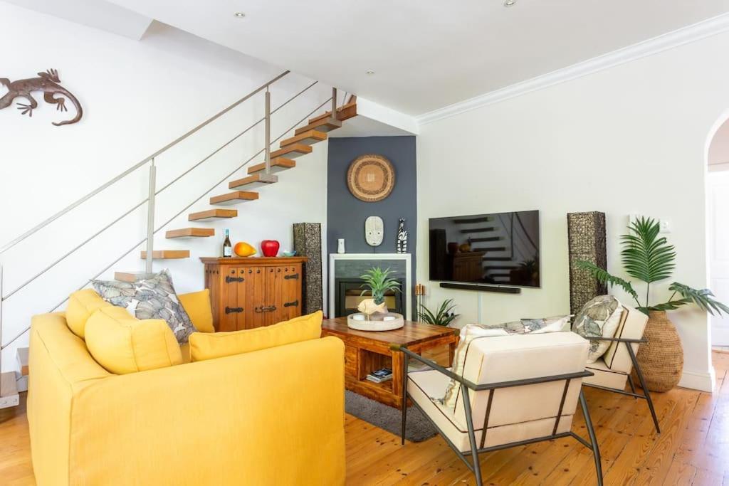 Family In Point With Location * Cape Town