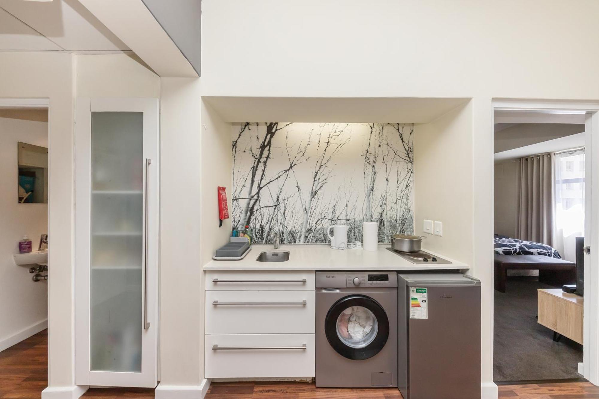 The Adderley Cbd Apartment