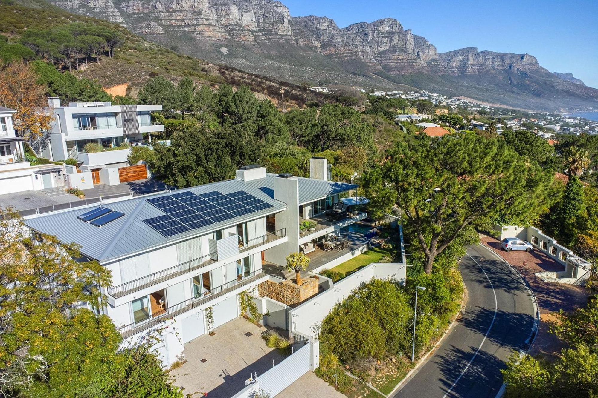 Dal 8 By Host Agents Holiday home