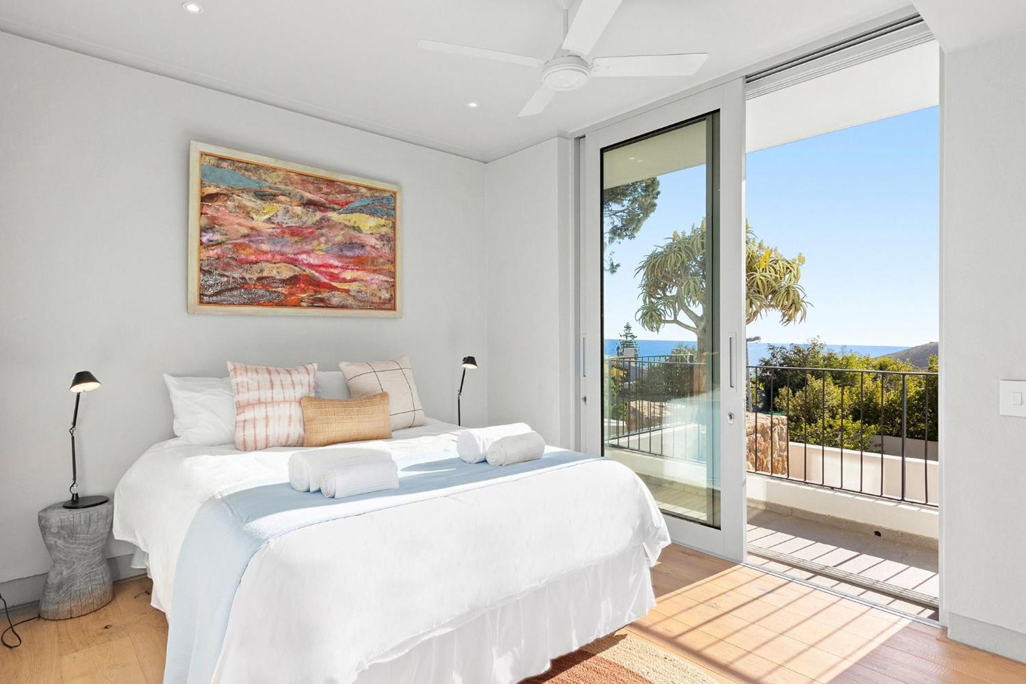 Dal 8 By Host Agents * Cape Town