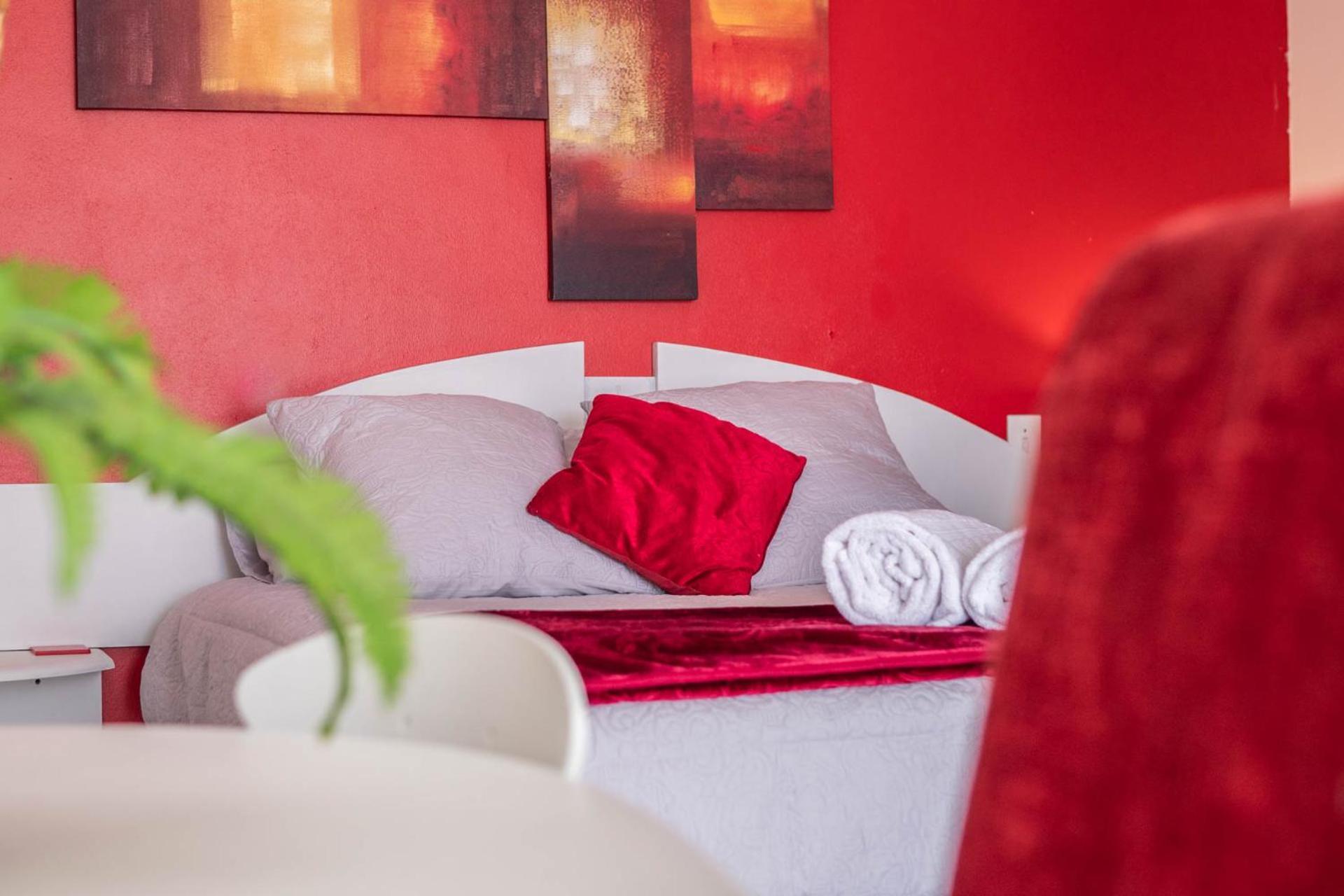 Unit 62 Peninsula Bay * Cape Town