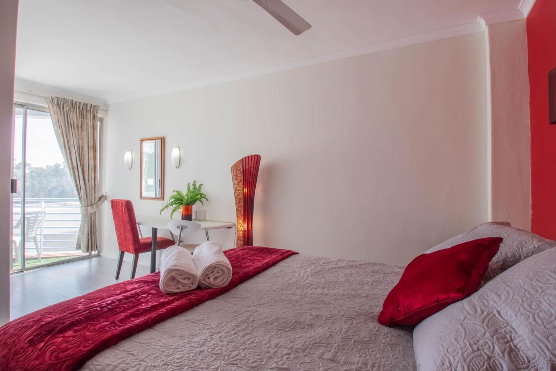 Unit 62 Peninsula Bay Aparthotel Cape Town