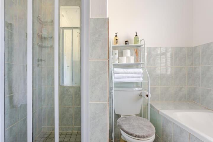 Caline-v Luxury Front Flat