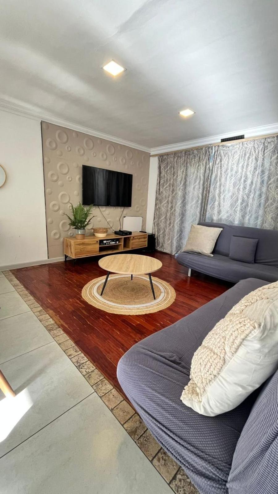Lagoon Apartment Cape Town