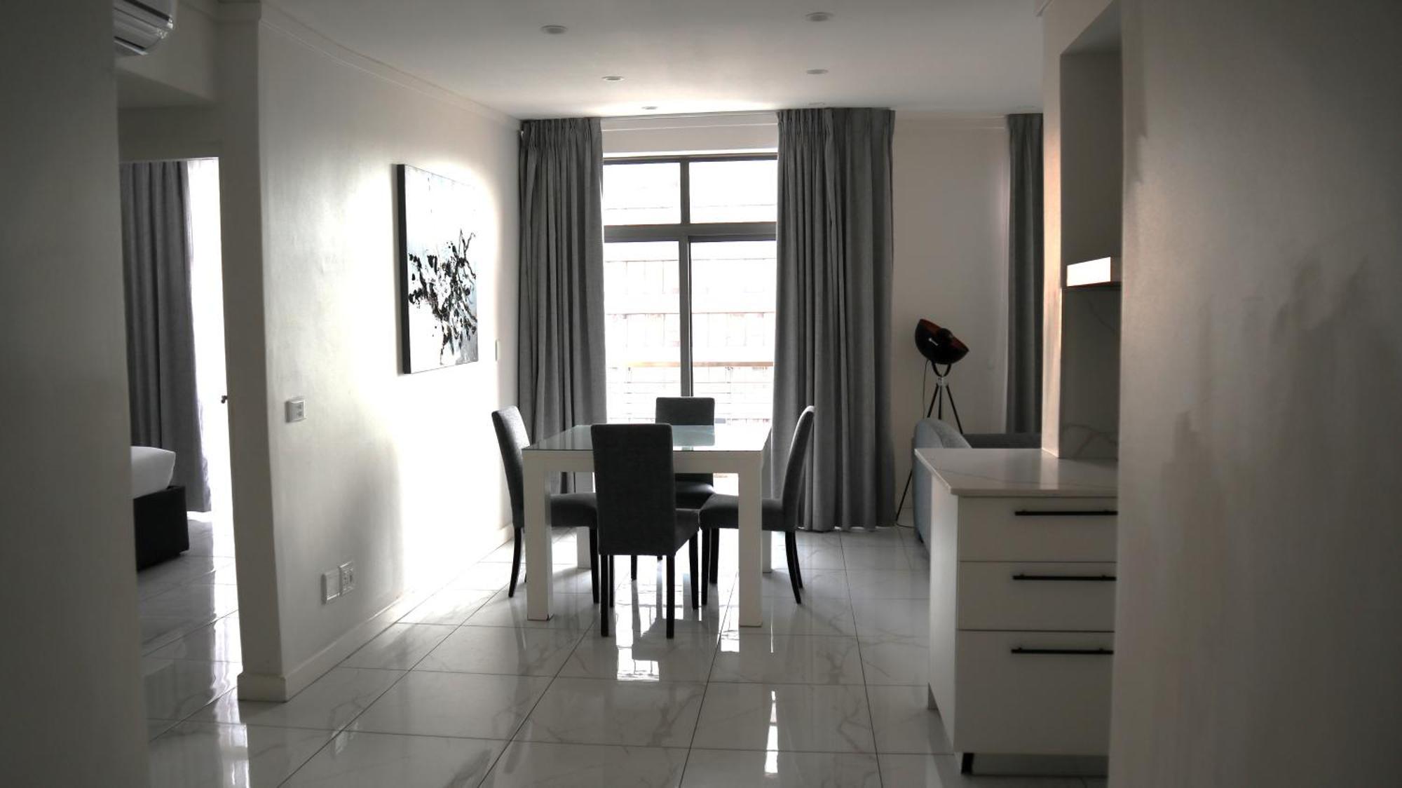 Icon Luxury Aparthotel 4*
