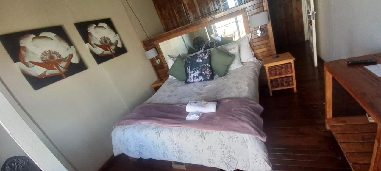 Yello Guest house