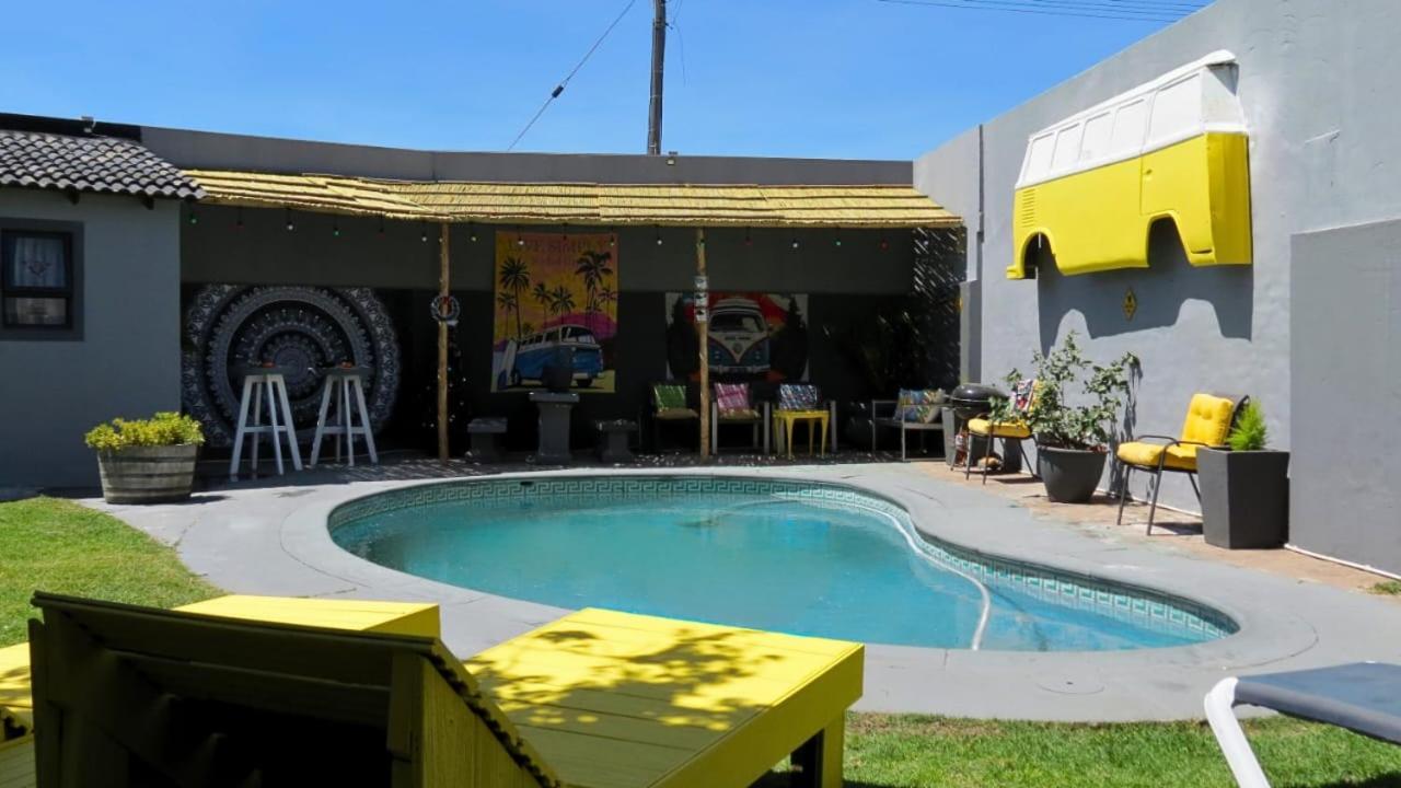 Kombi Cove Bloubergstrand Cape Town