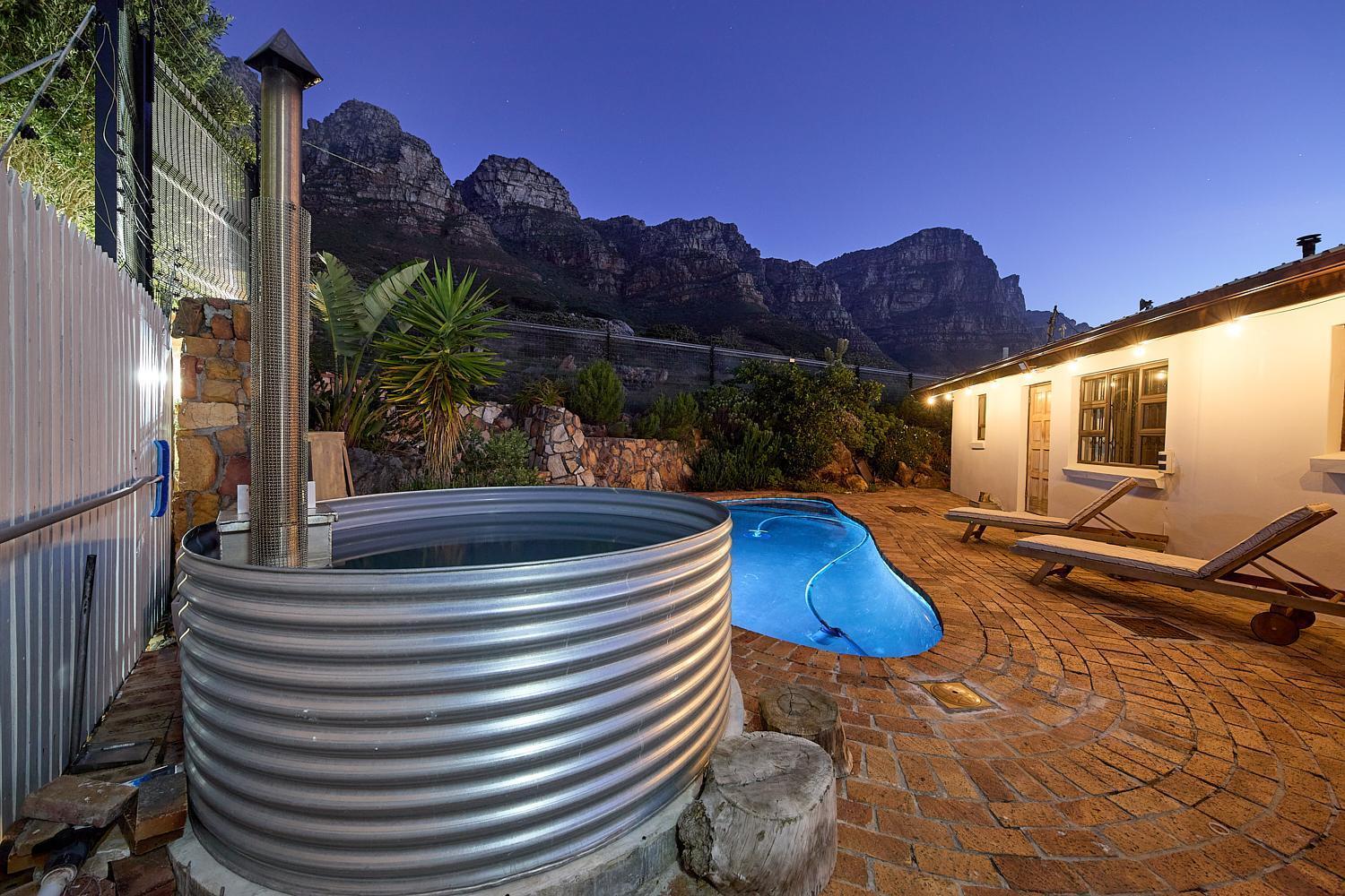 Apartment Mountain Oasis - Views, Pool, Hot Tub & Inverter