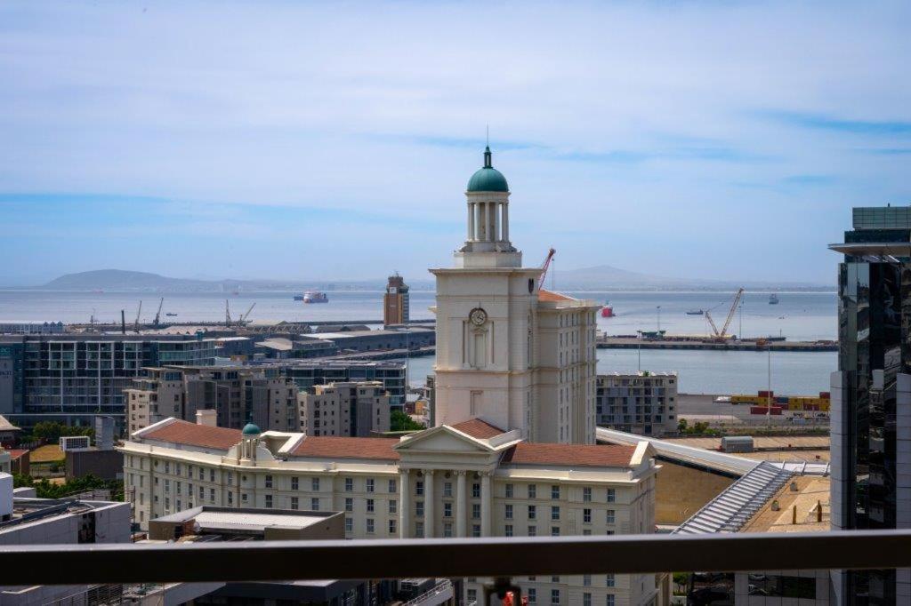 Apartment Itc Icon Two Bedroom With Lovely Balcony Cape Town