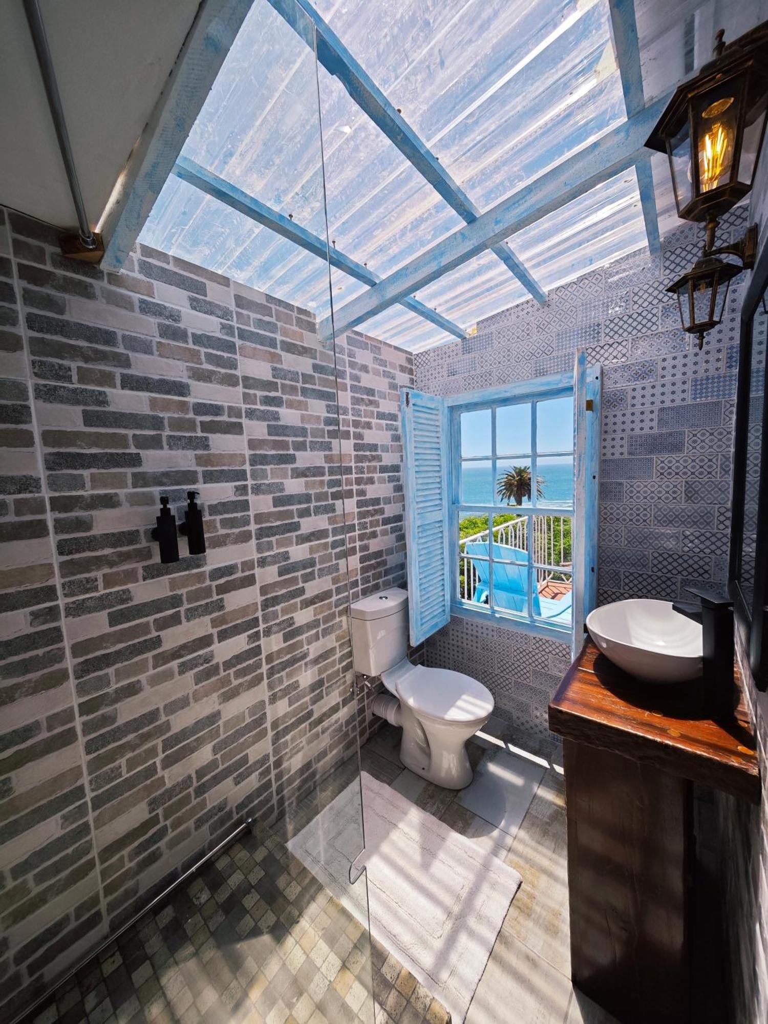Guest house Beachwave Camps Bay Cape Town