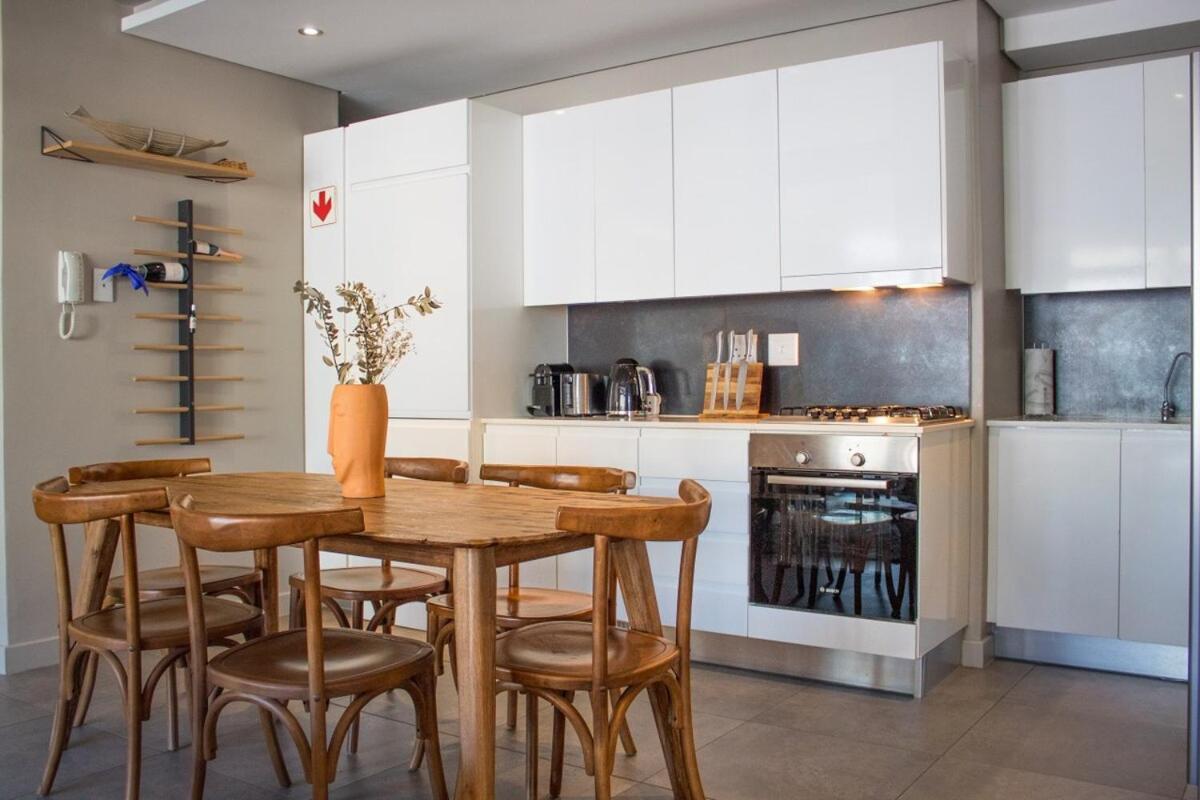 Two Bedroom & Secure Apartment