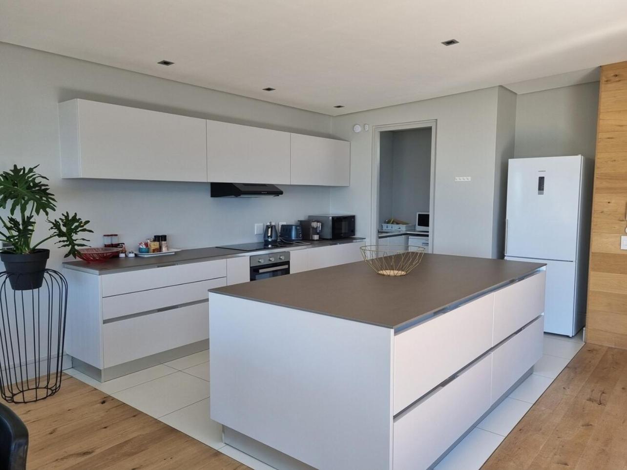 Amara 2 -designer Penthouse With Solar Power Aparthotel Cape Town