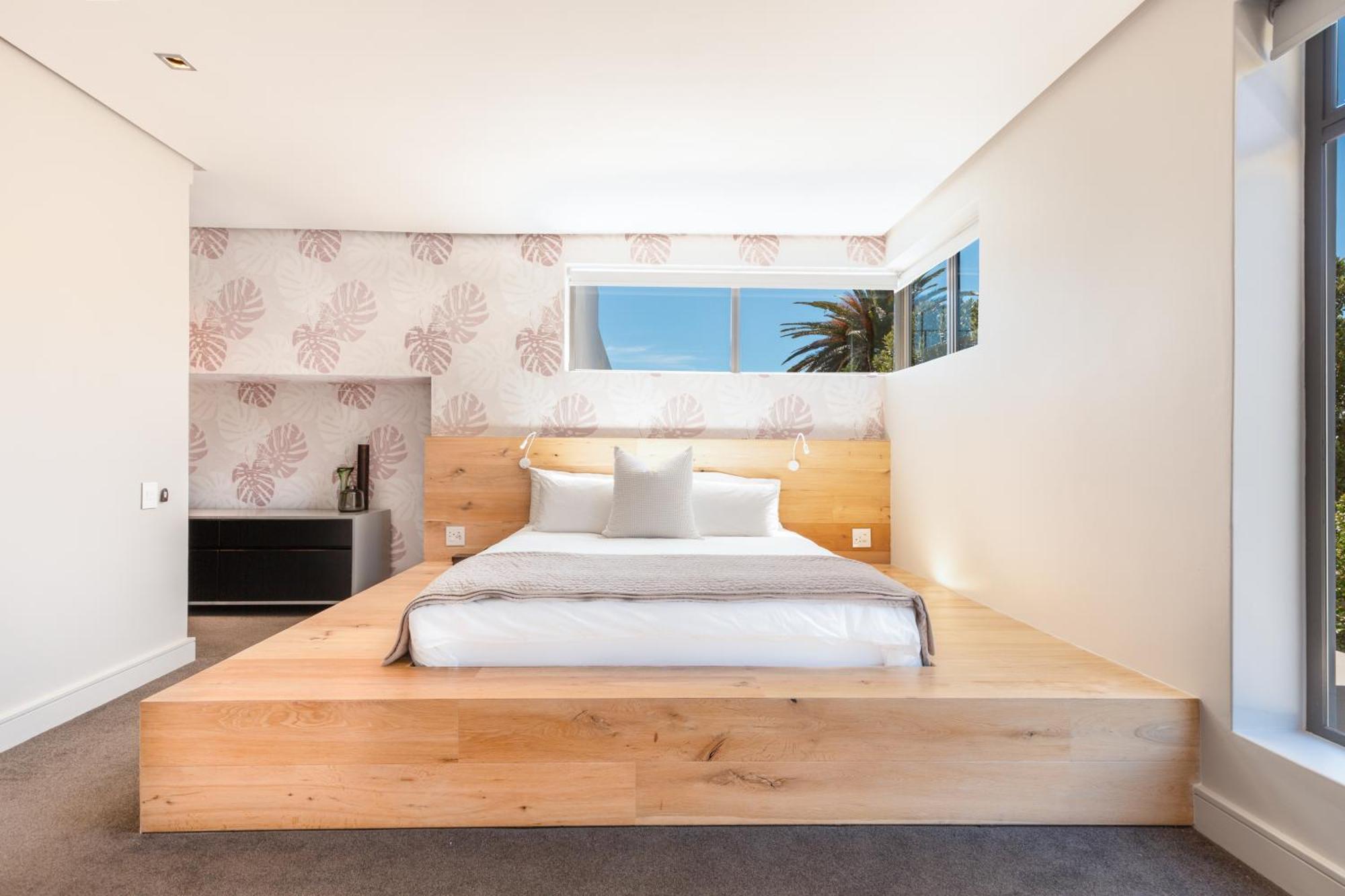 Amara 2 -designer Penthouse With Solar Power