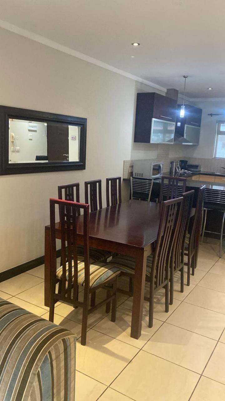 Spacious 2 Bedroom @ Icon Apartment