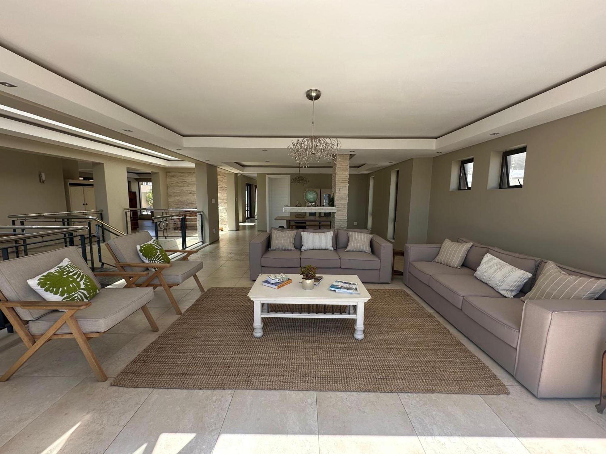 Blouberg Village Place * Cape Town