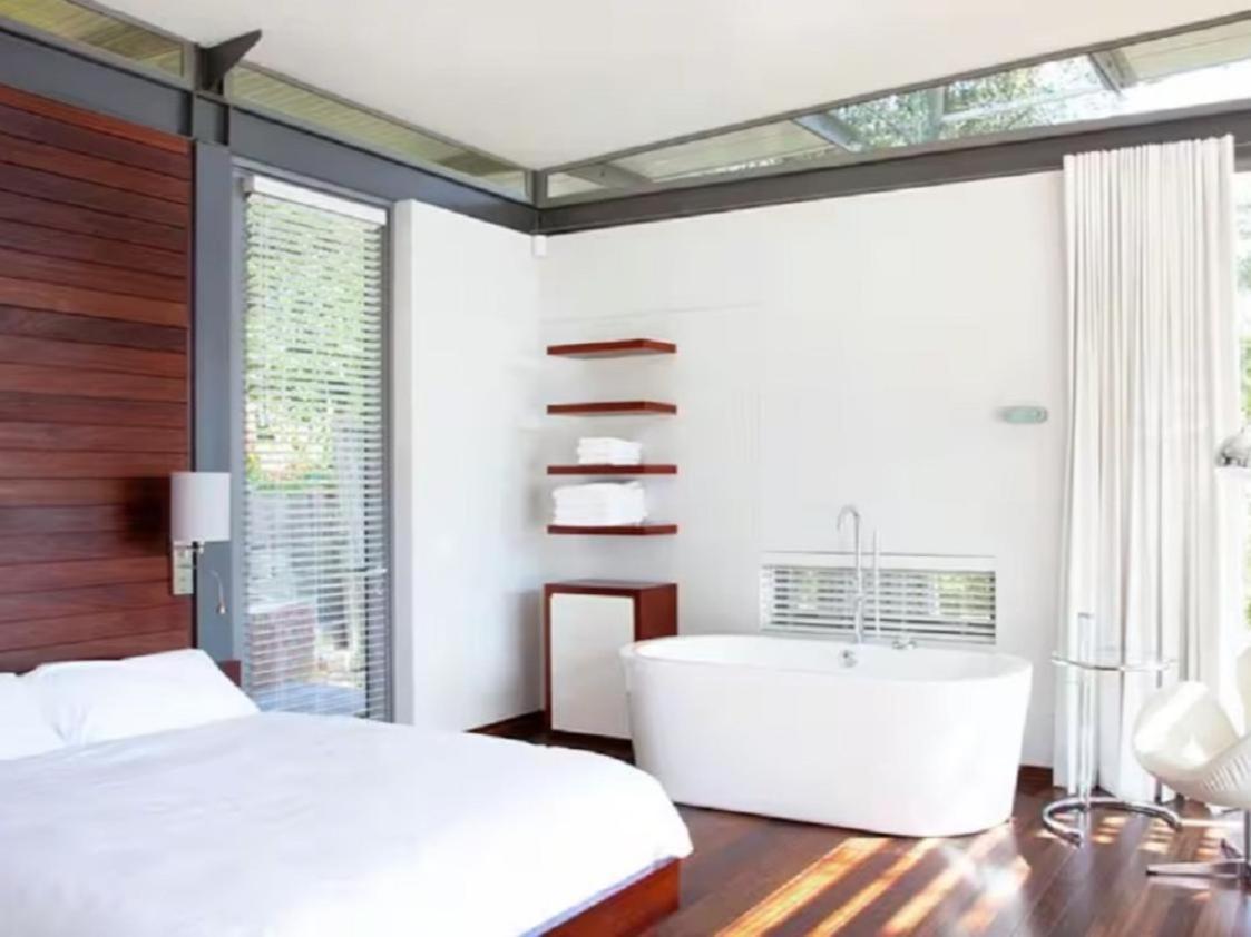 Birds Nest Apartment
