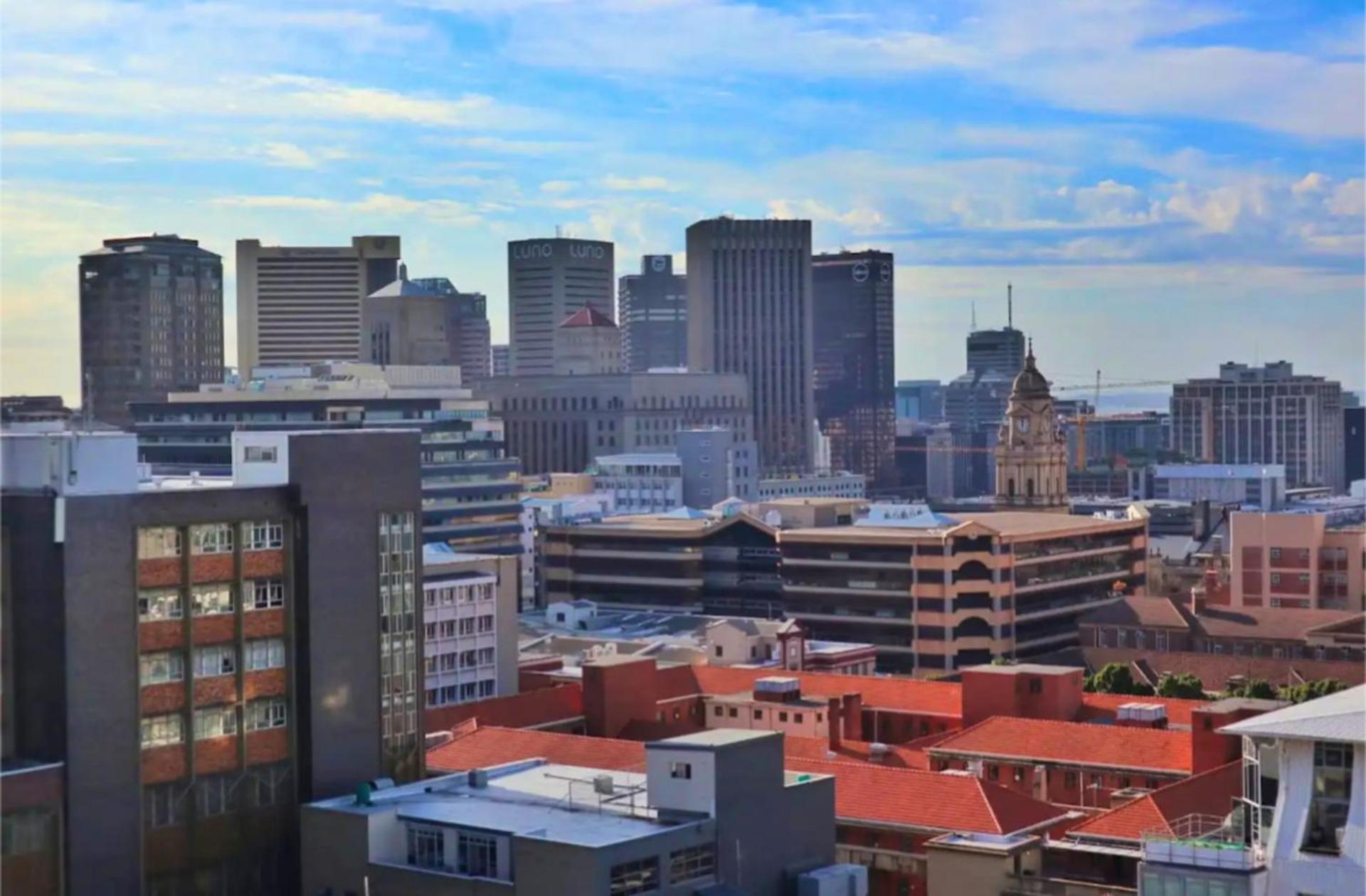 Urban With Lush Patio Braai & Rooftop Pool Apartamento Cidade Do Cabo