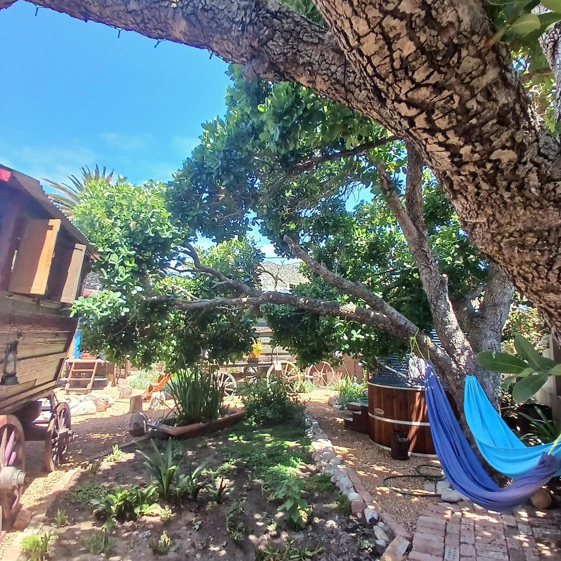 Gypsy Wagons, Arum Ave, Kommetjie Holiday home Cape Town